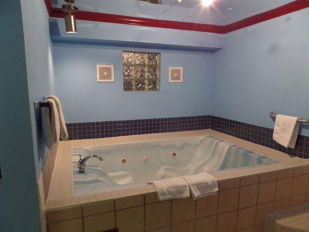 Homestay Inn & Suites Расселвілль Екстер'єр фото